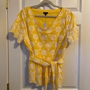 NWT Talbots yellow and white eyelet blouse, peplum waist and self belt. Sz 14.